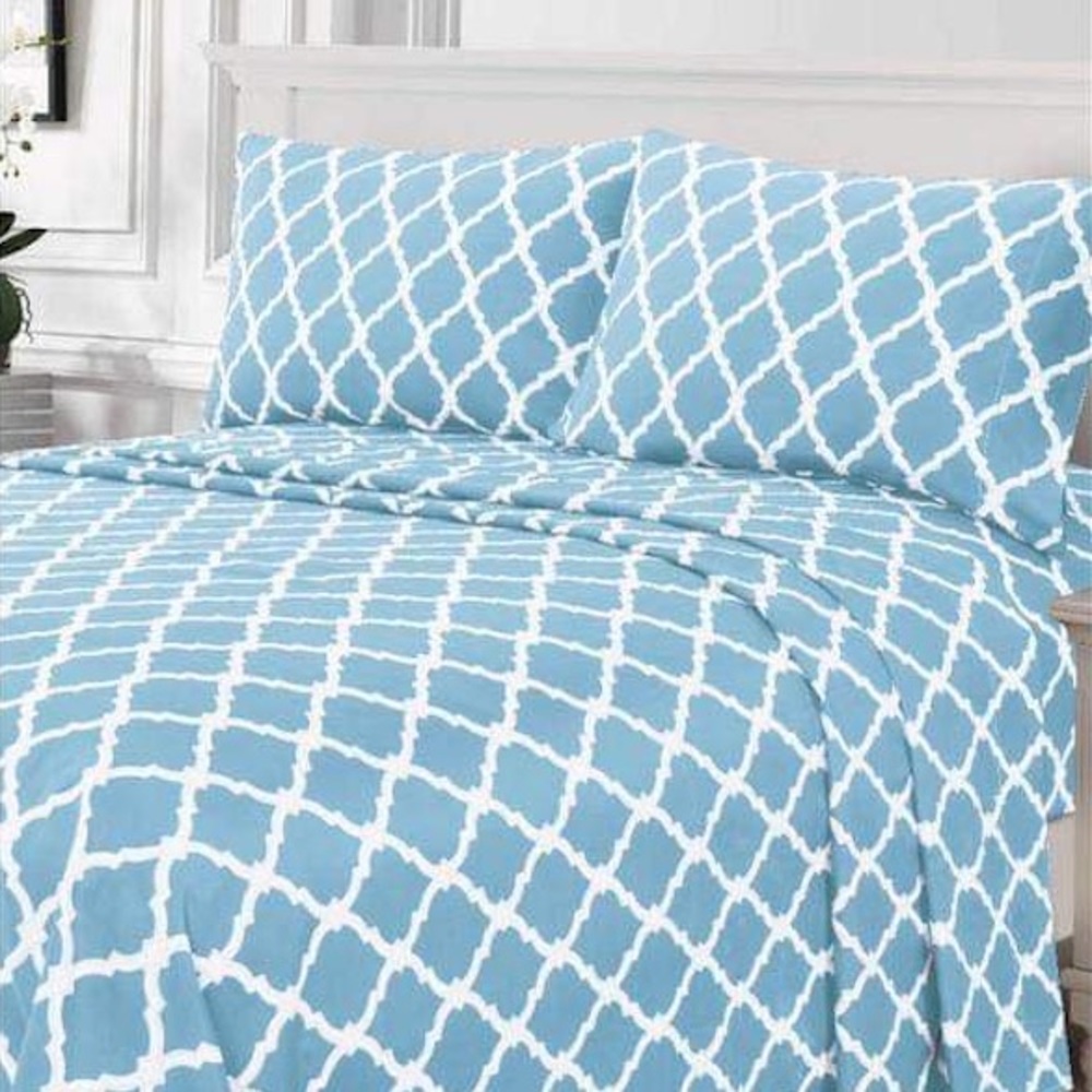 ✨FINAL RUN✨Full 4pc Ice Blue Arabesque Bedsheets - Picture 1 of 5